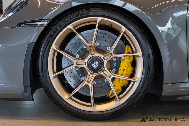 Porsche 992 GT3 Touring