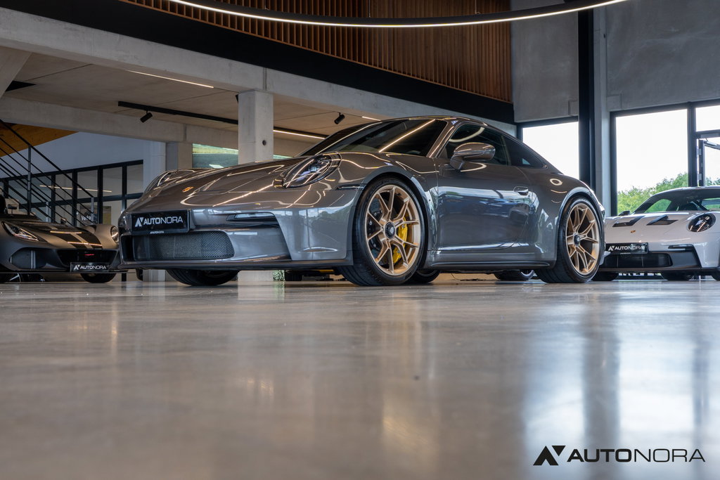 Porsche 992 GT3 Touring