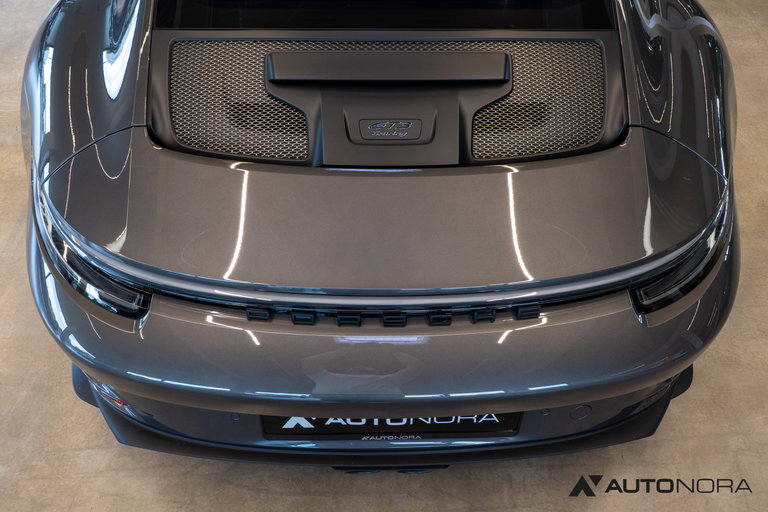 Porsche 992 GT3 Touring