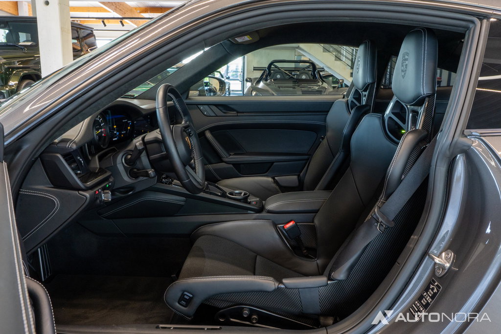 Porsche 992 GT3 Touring