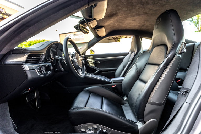 Porsche 991 Carrera 4S