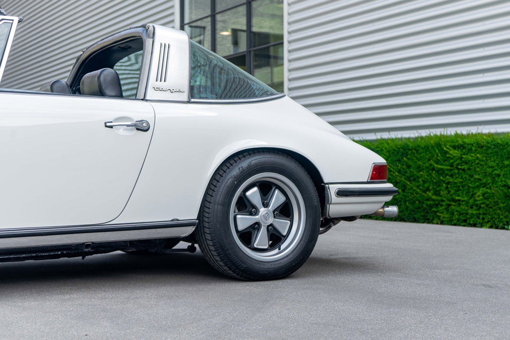Porsche 911 T (US)