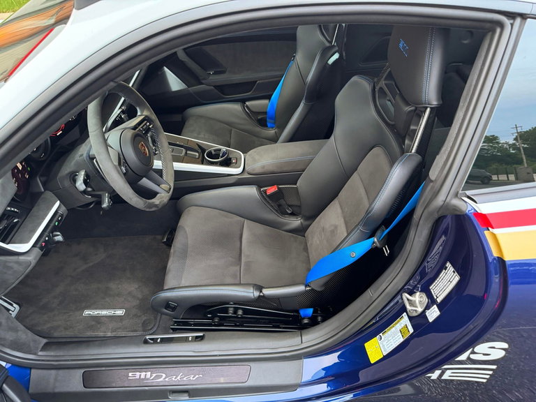 Porsche 911 Dakar
