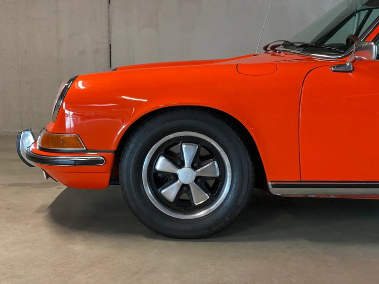 Porsche 911 T