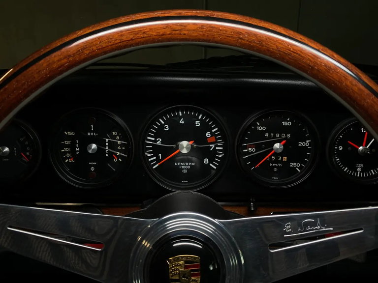 Porsche 911 T