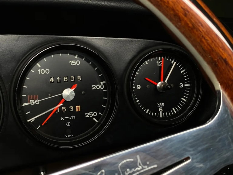 Porsche 911 T