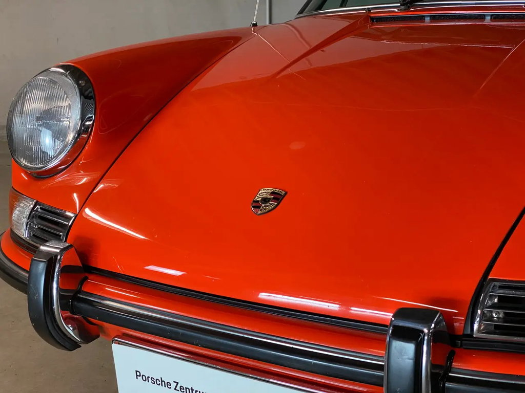 Porsche 911 T