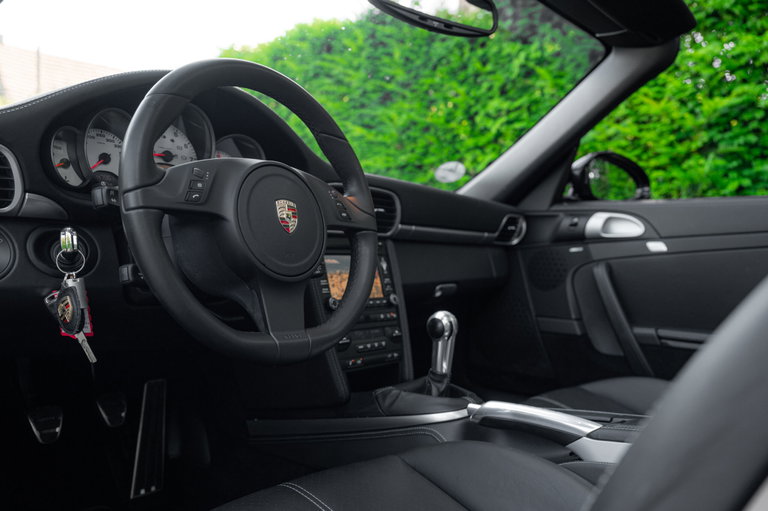 Porsche 997.2 Carrera GTS