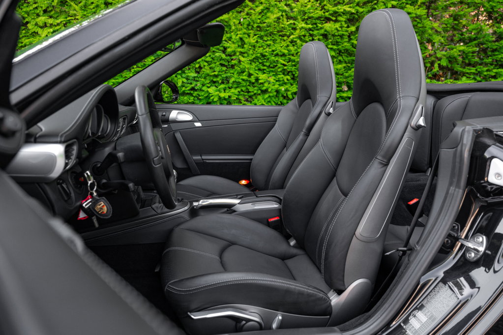 Porsche 997.2 Carrera GTS