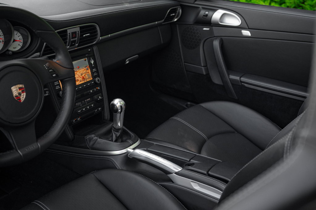 Porsche 997.2 Carrera GTS