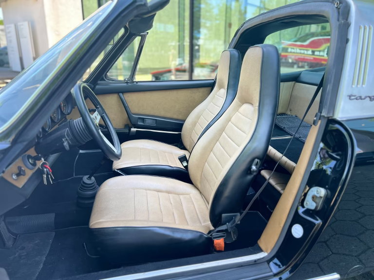 Porsche 911 T