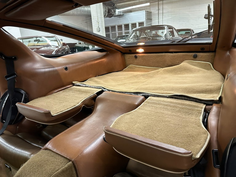 Porsche 928