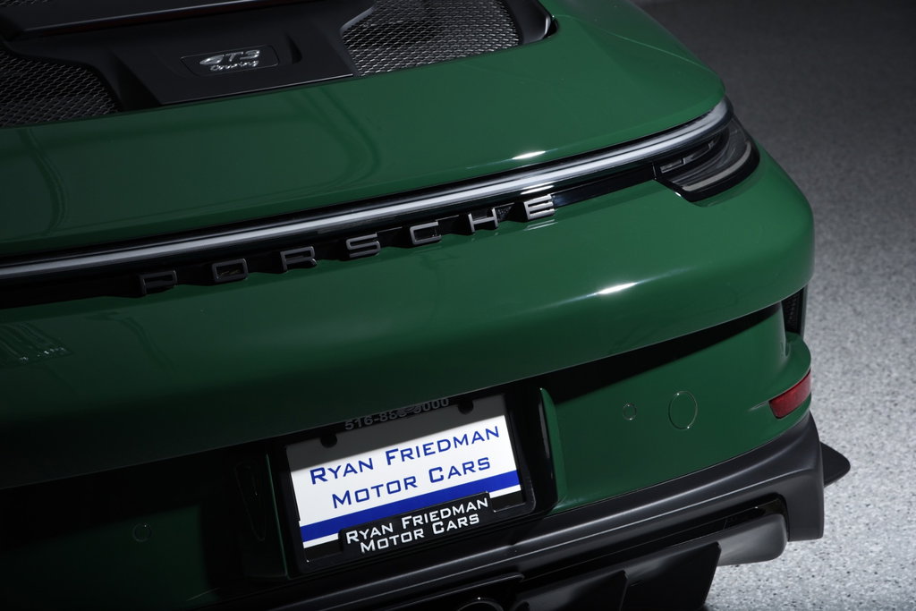 Porsche 992 GT3 Touring