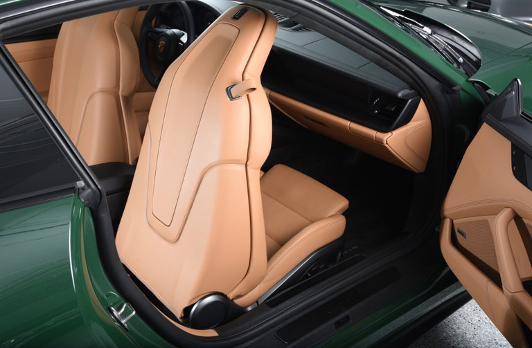 Porsche 992 GT3 Touring