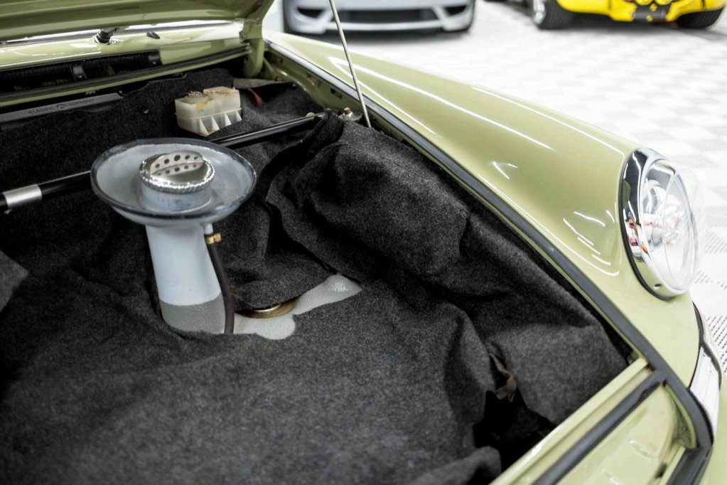 Porsche 911 Backdate