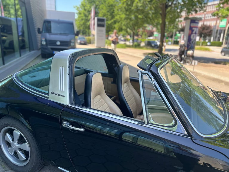 Porsche 911 T