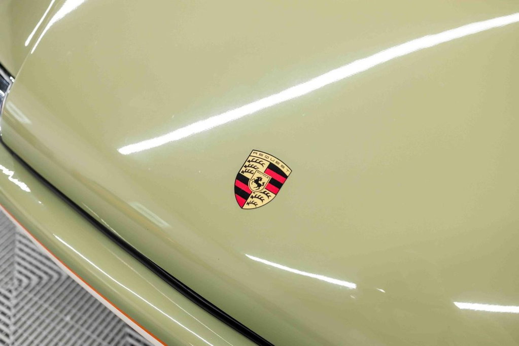 Porsche 911 Backdate