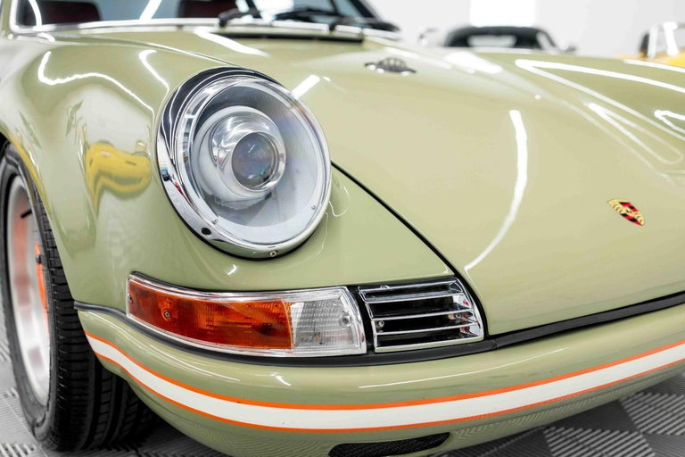 Porsche 911 Backdate