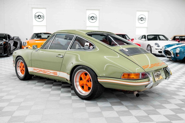 Porsche 911 Backdate