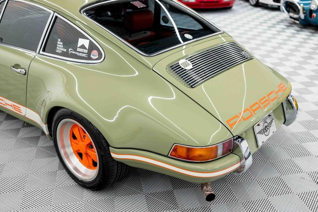 Porsche 911 Backdate