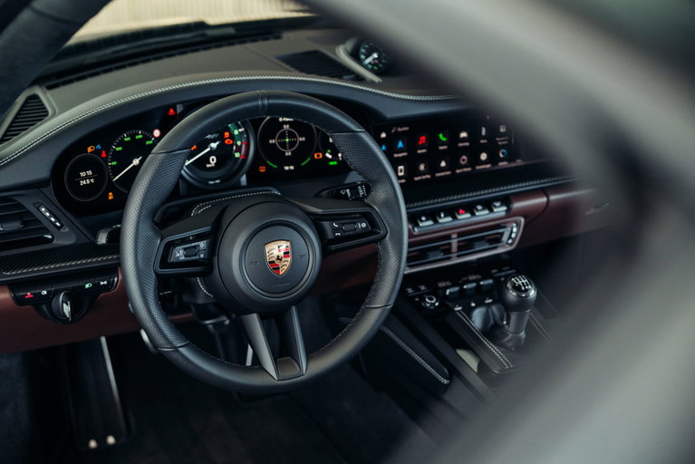 Porsche 911 S/T