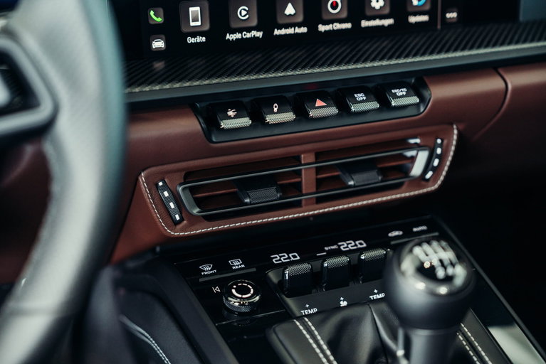 Porsche 911 S/T