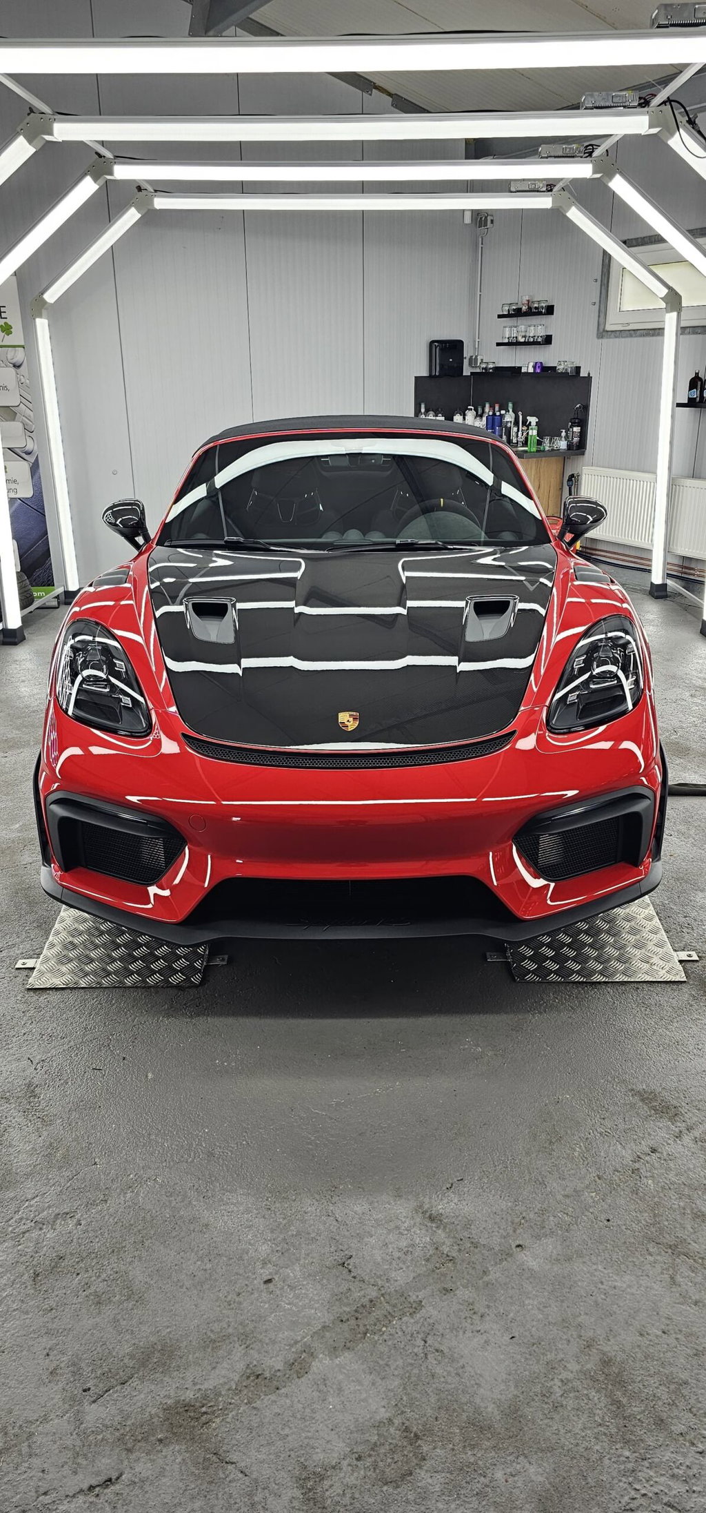 Porsche 718 Spyder RS
