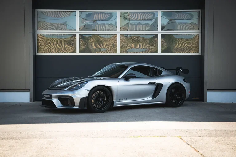 Porsche 718 Cayman GT4 RS
