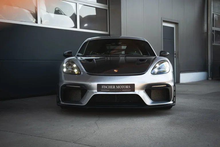 Porsche 718 Cayman GT4 RS