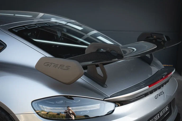 Porsche 718 Cayman GT4 RS