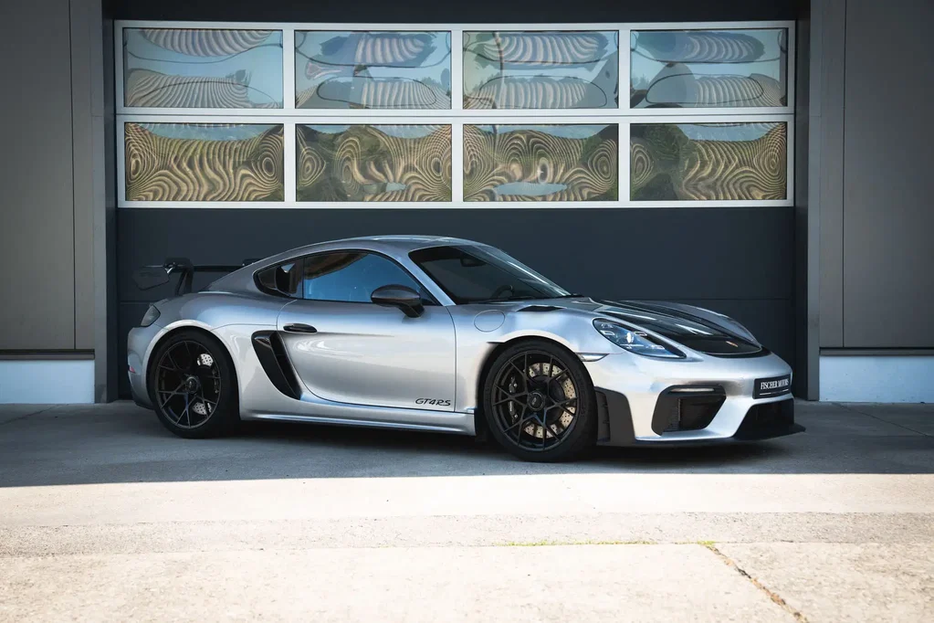 Porsche 718 Cayman GT4 RS