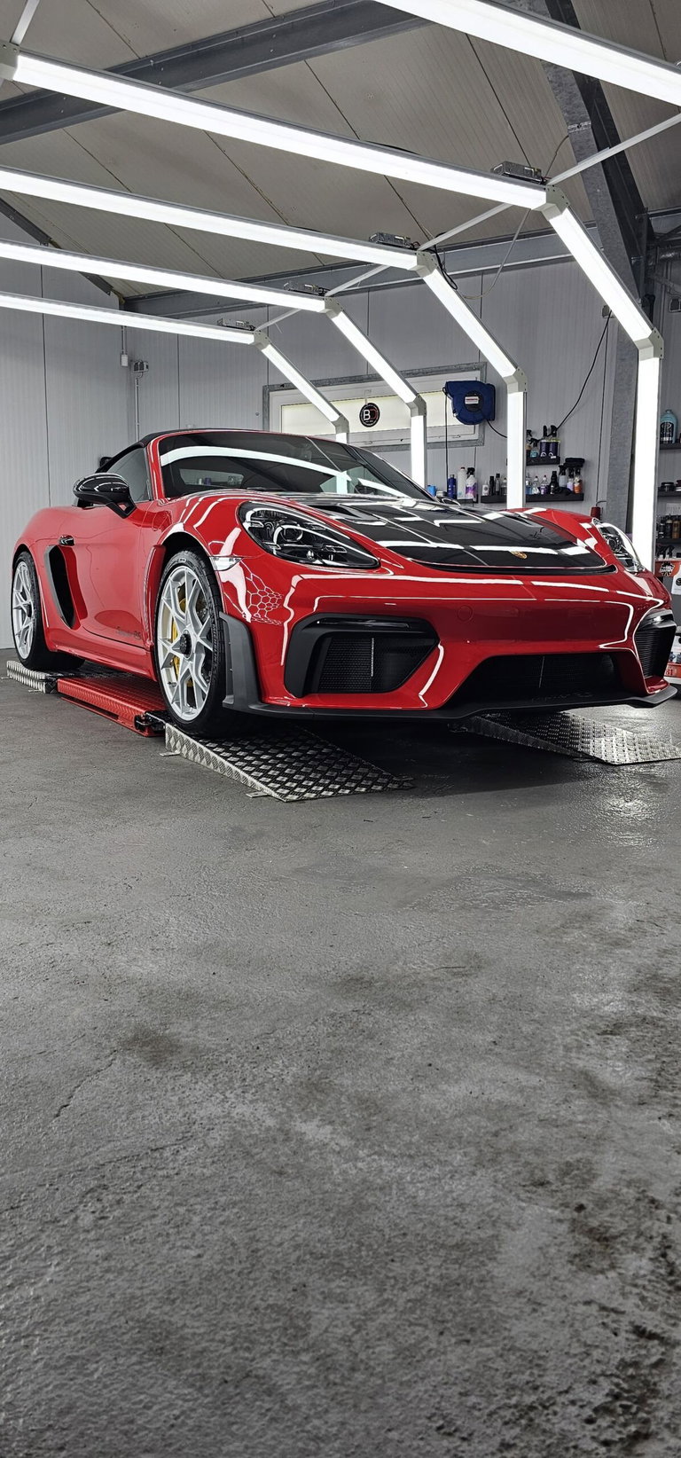 Porsche 718 Spyder RS