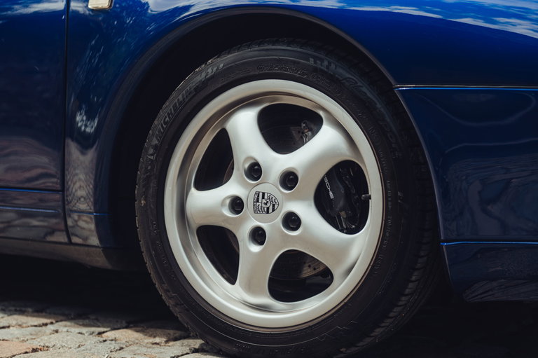 Porsche 993 Carrera