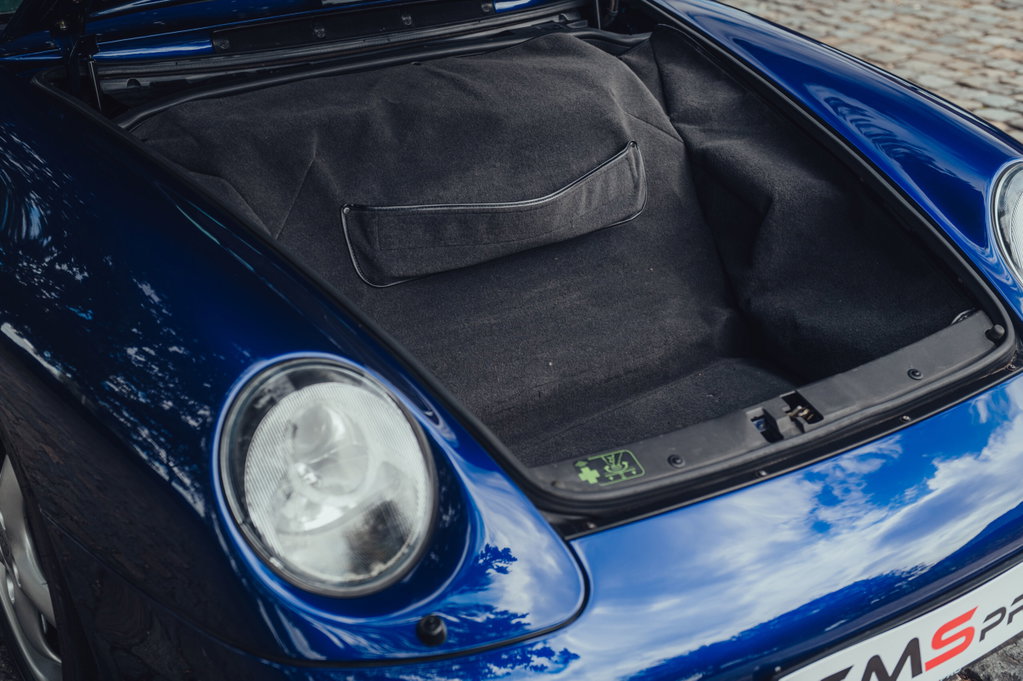 Porsche 993 Carrera