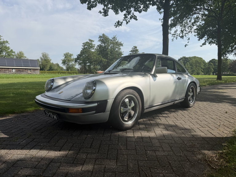 Porsche 911 S