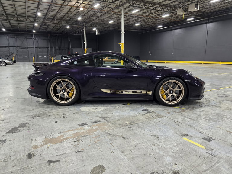 Porsche 992 GT3 Touring