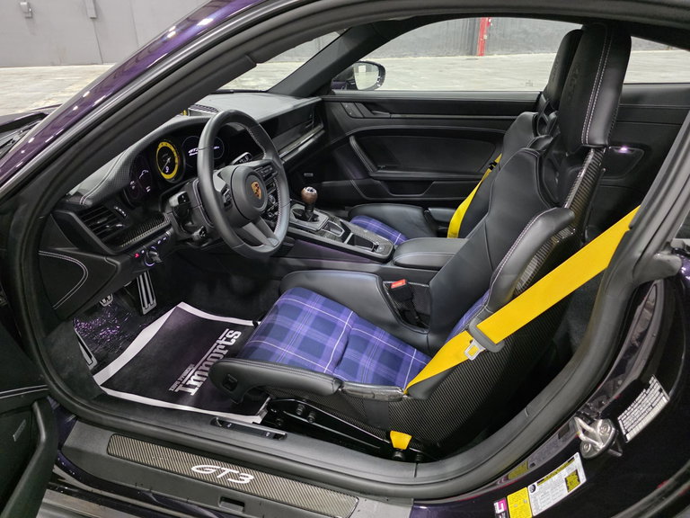 Porsche 992 GT3 Touring