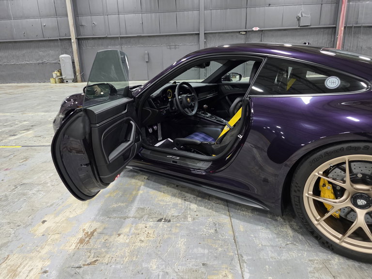 Porsche 992 GT3 Touring
