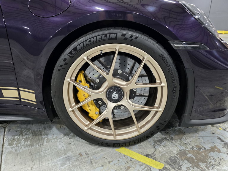 Porsche 992 GT3 Touring