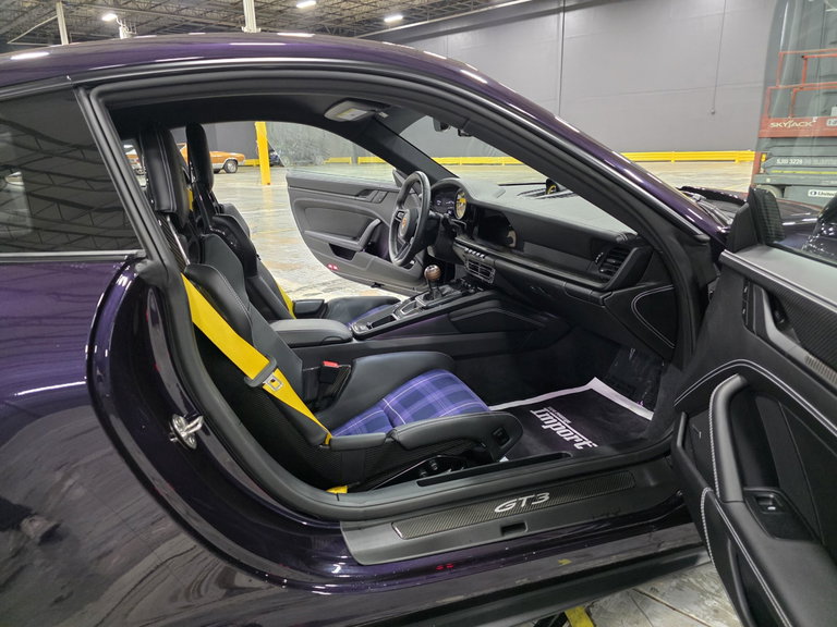 Porsche 992 GT3 Touring