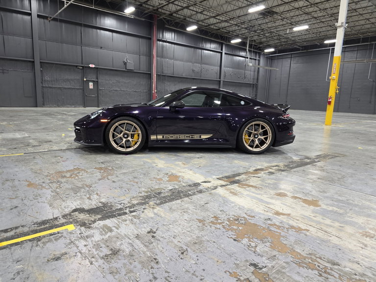 Porsche 992 GT3 Touring