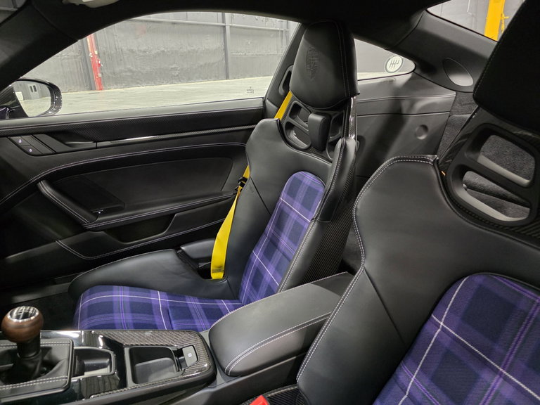Porsche 992 GT3 Touring