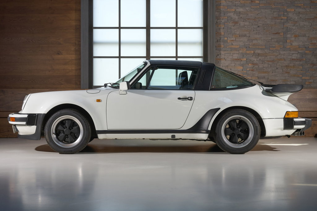 Porsche 911 Turbo 3.3