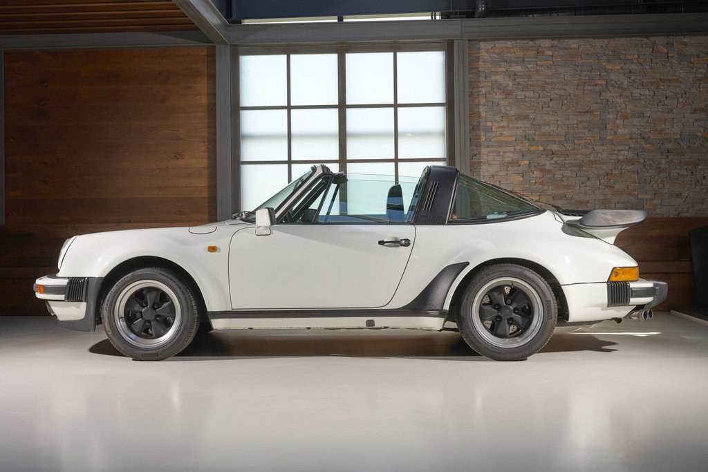 Porsche 911 Turbo 3.3
