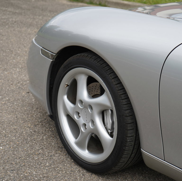 Porsche 996.2 Carrera 4