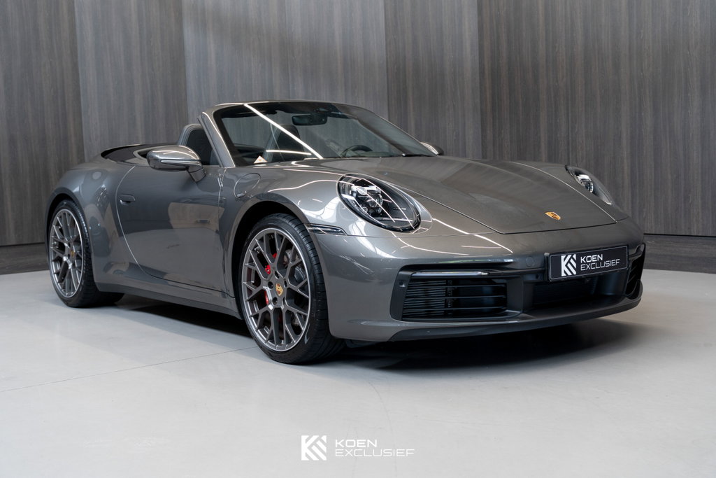 Porsche 992 Carrera 4S