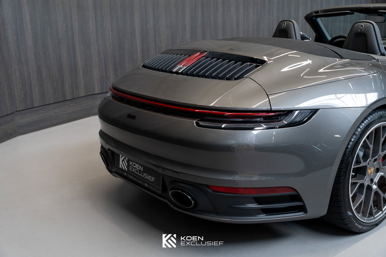 Porsche 992 Carrera 4S