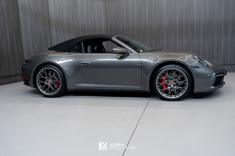Porsche 992 Carrera 4S