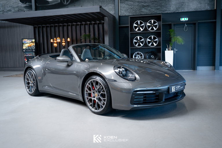 Porsche 992 Carrera 4S
