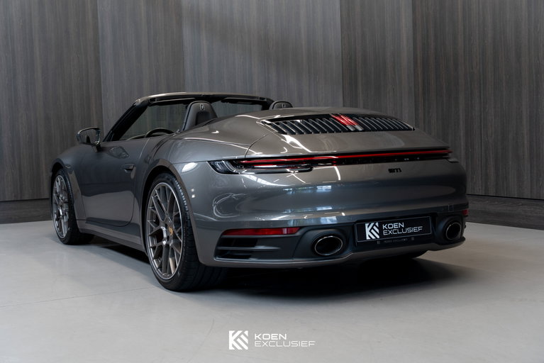 Porsche 992 Carrera 4S